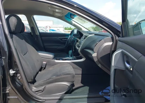 2015 Nissan Altima 2.5 Sv from USA, damaged, VIN 1N4AL3AP6FC593885